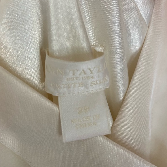 Ann Taylor Gown-Floor Length-size 2Petite-New With Tags - Picture 10 of 14